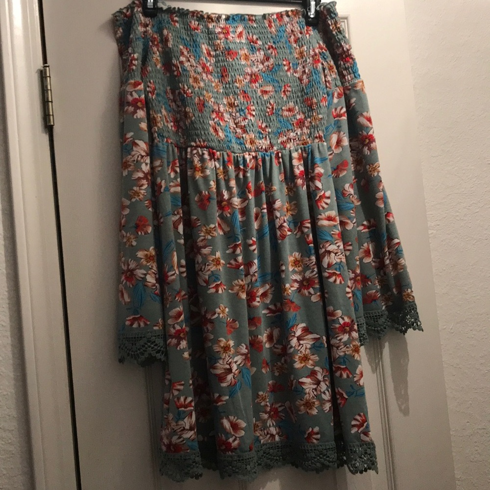 Off- the- shoulder mini dress